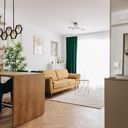 Tulip Apartment Oradea Exteriér fotografie
