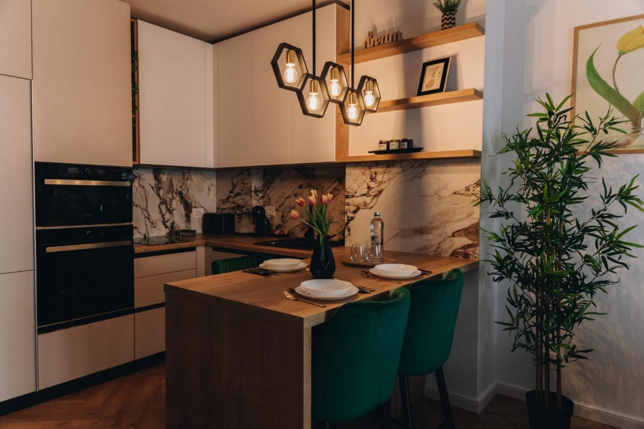 Tulip Apartment Oradea Exteriér fotografie